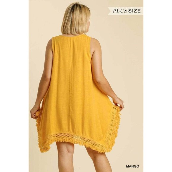 Umgee Plus Size Jade V-Neck Crochet Detail Sleeveless Dress - Picture 9 of 12